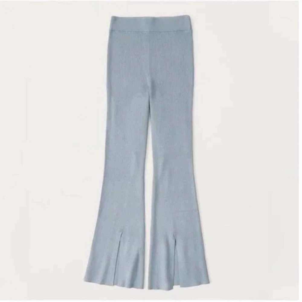 Abercrombie & Fitch Ribbed Kick Flare High Rise Sweater Pants - Dusty Blue